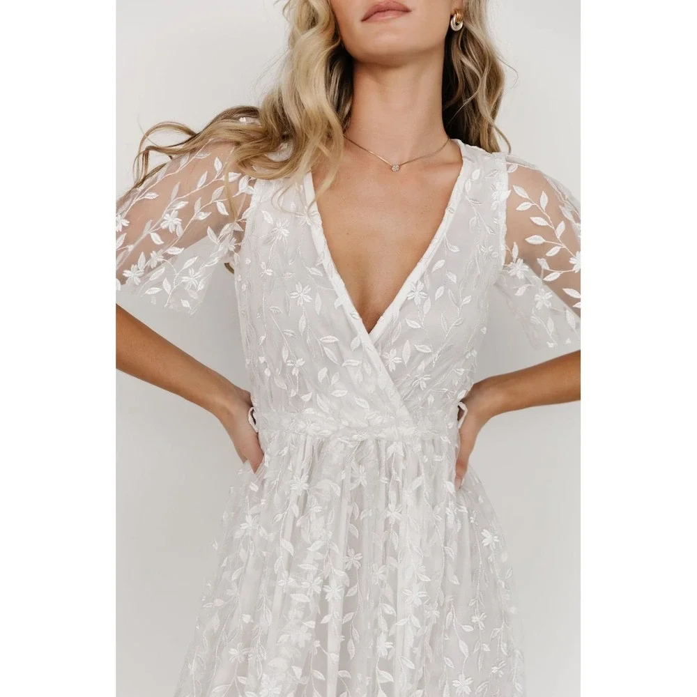 NWT Baltic Born Marseille Embossed Maxi Dress White Floral Embroidery V-Neck M - Picture 1 of 7